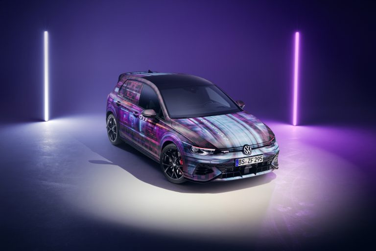 Volkswagen использует ChatGPT для умной мобильности