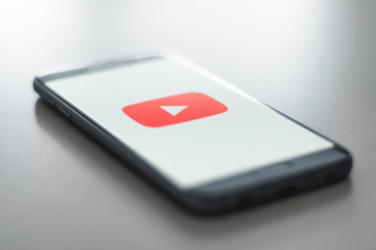 Youtube игнорирует это и зарабатывает миллионы долларов