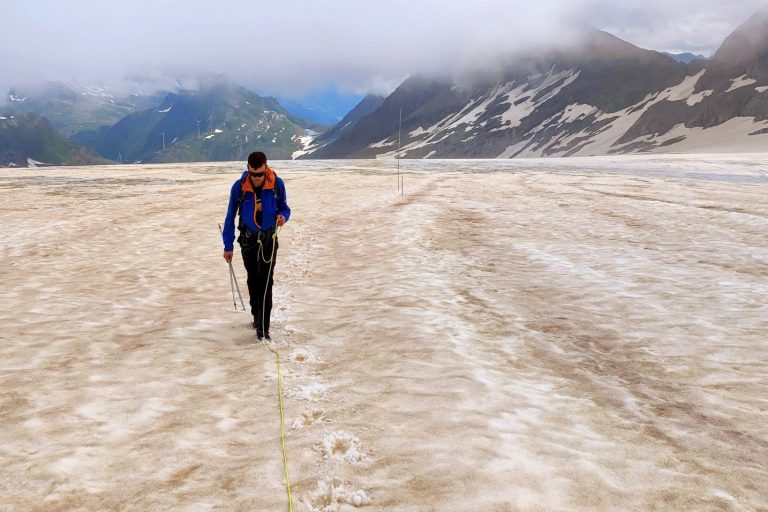 обильный снег не замедляет таяние