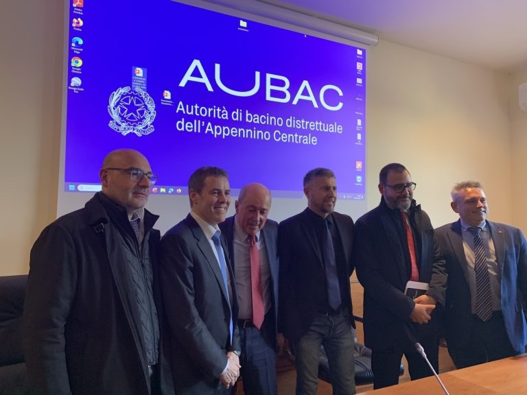 Водный кризис в озерах Альбано и Неми, план вмешательства Обака