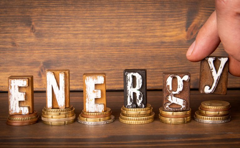 Затраты на возобновляемые источники энергии снова превзошли окаменелости