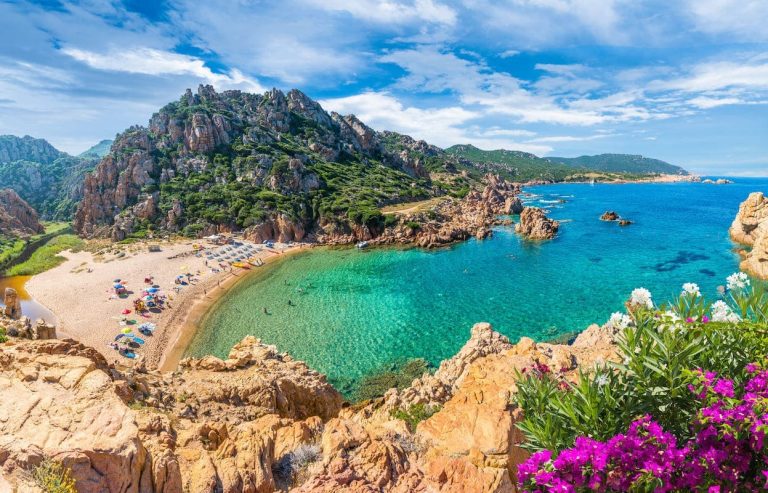 Сохранить Casa Sardegna: предложение, которое отказывается от микро -квартир, является законом