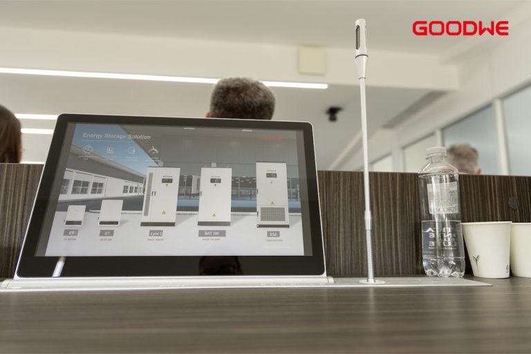 C & I накопление и интегрированное фотоэлектрическое фото, опыт Goodwe на демонстрации