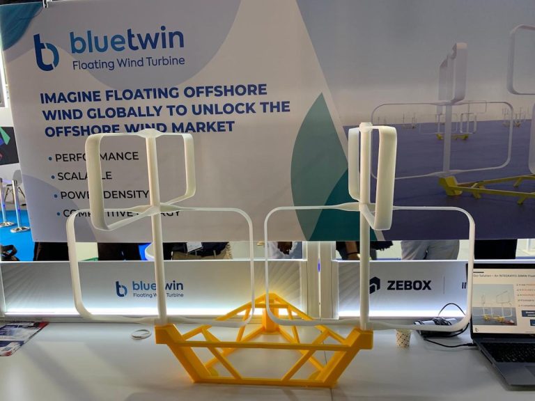 Морская ветряная турбина с двойной вертикальной осью, прототип Bluetwin