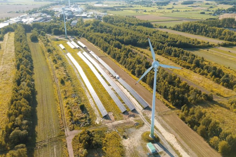 Сколько новых возобновляемых мощностей будет установлено в Италии в 2025 году?