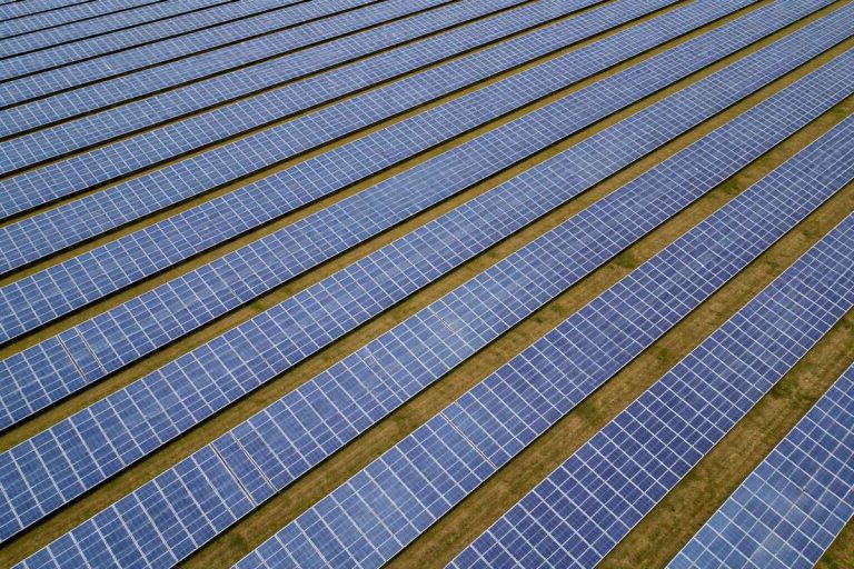 Новый рекорд Великобритании: 4,9 ГВт солнечной мощности, выставленной на аукционе по возобновляемым источникам энергии